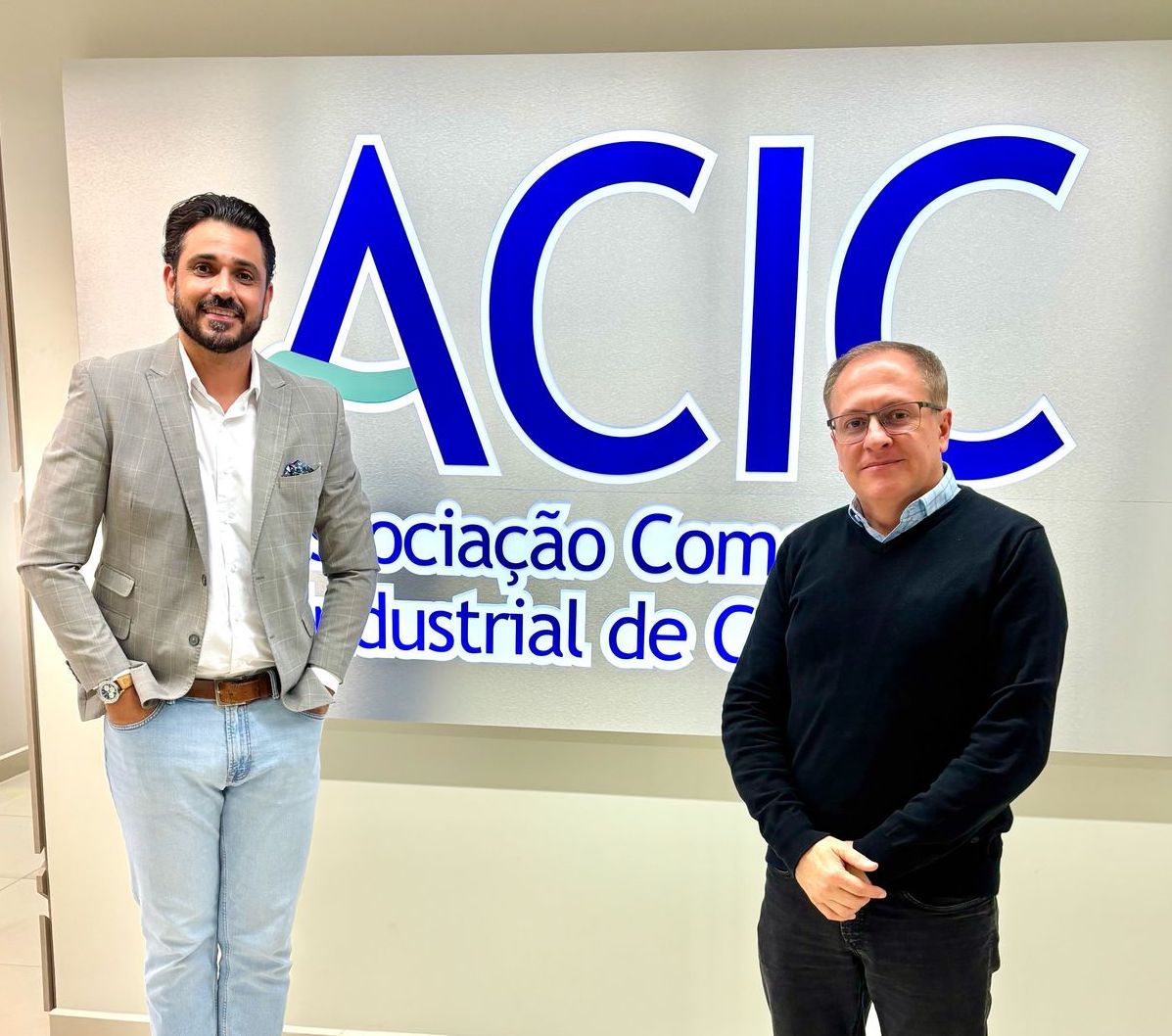 Diretoria do SINTROPAR marca presença no corpo diretivo da nova gestão da Associação Comercial e Industrial de Cascavel